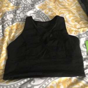 NWT SPORTS BRA CROP TOP